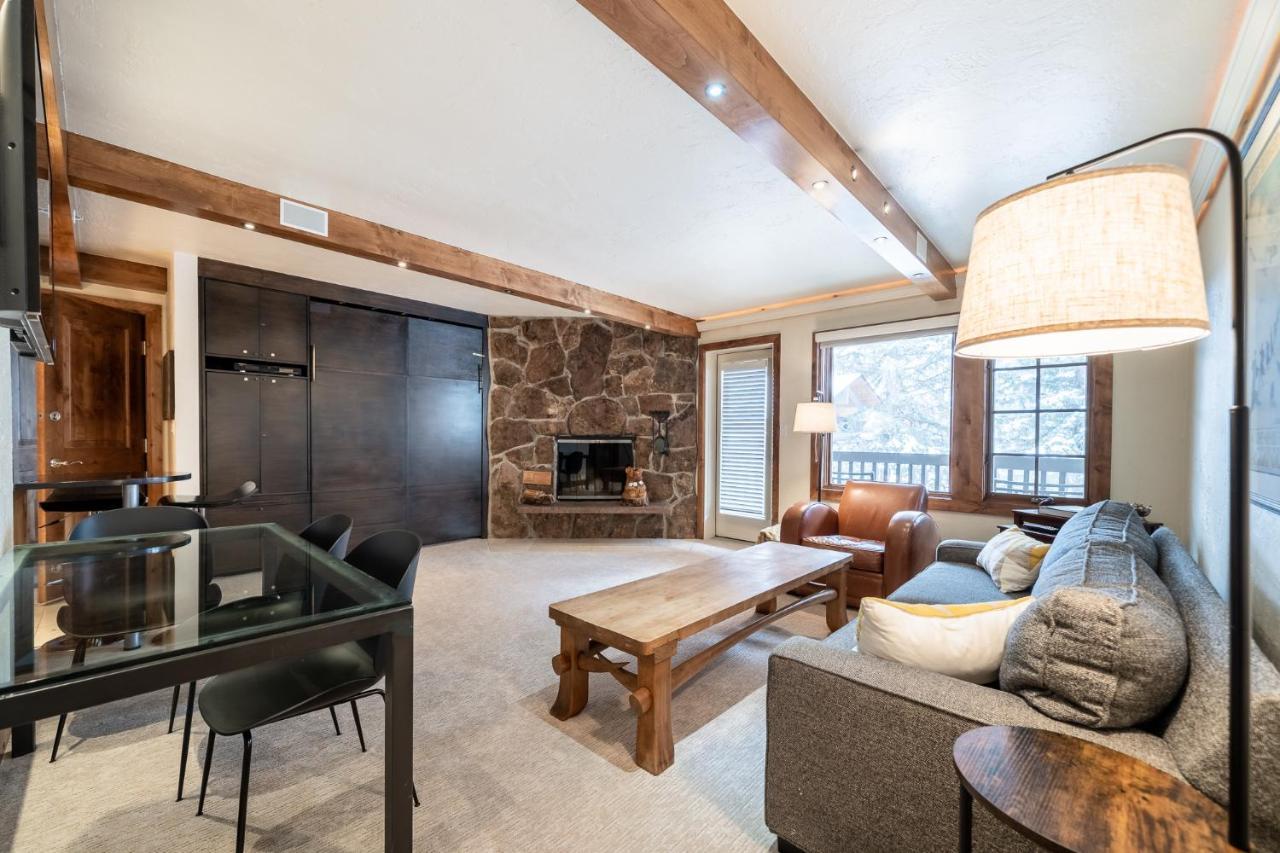 Aparthotel At