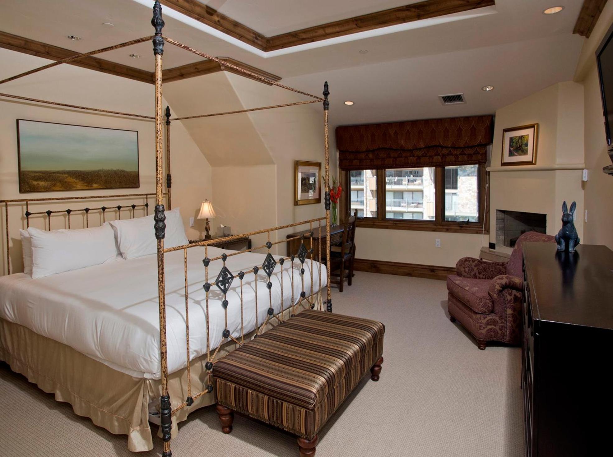 The Arrabelle At Square, A Rockresort Resort