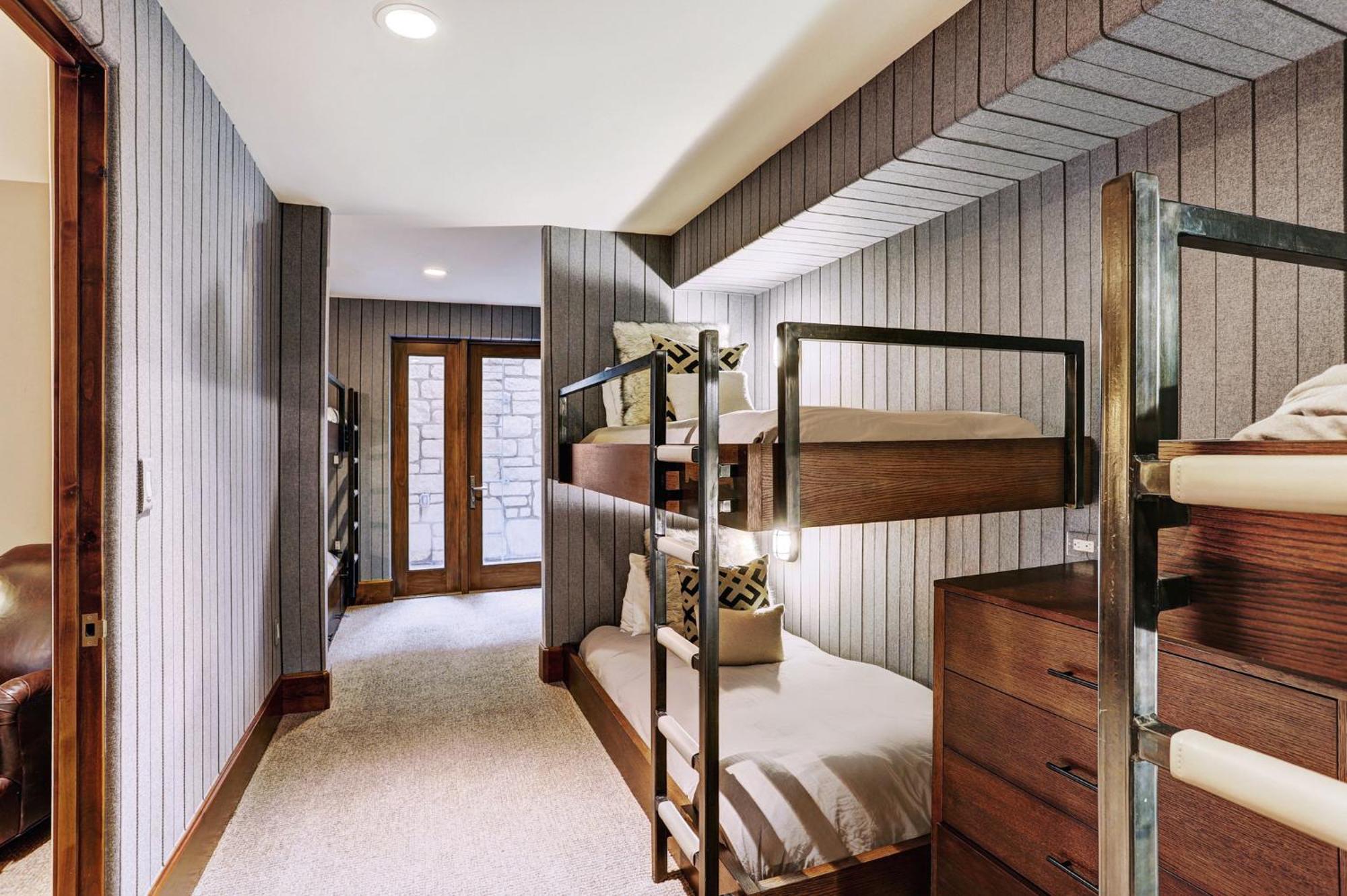 At Vail, A Rockresort Vail