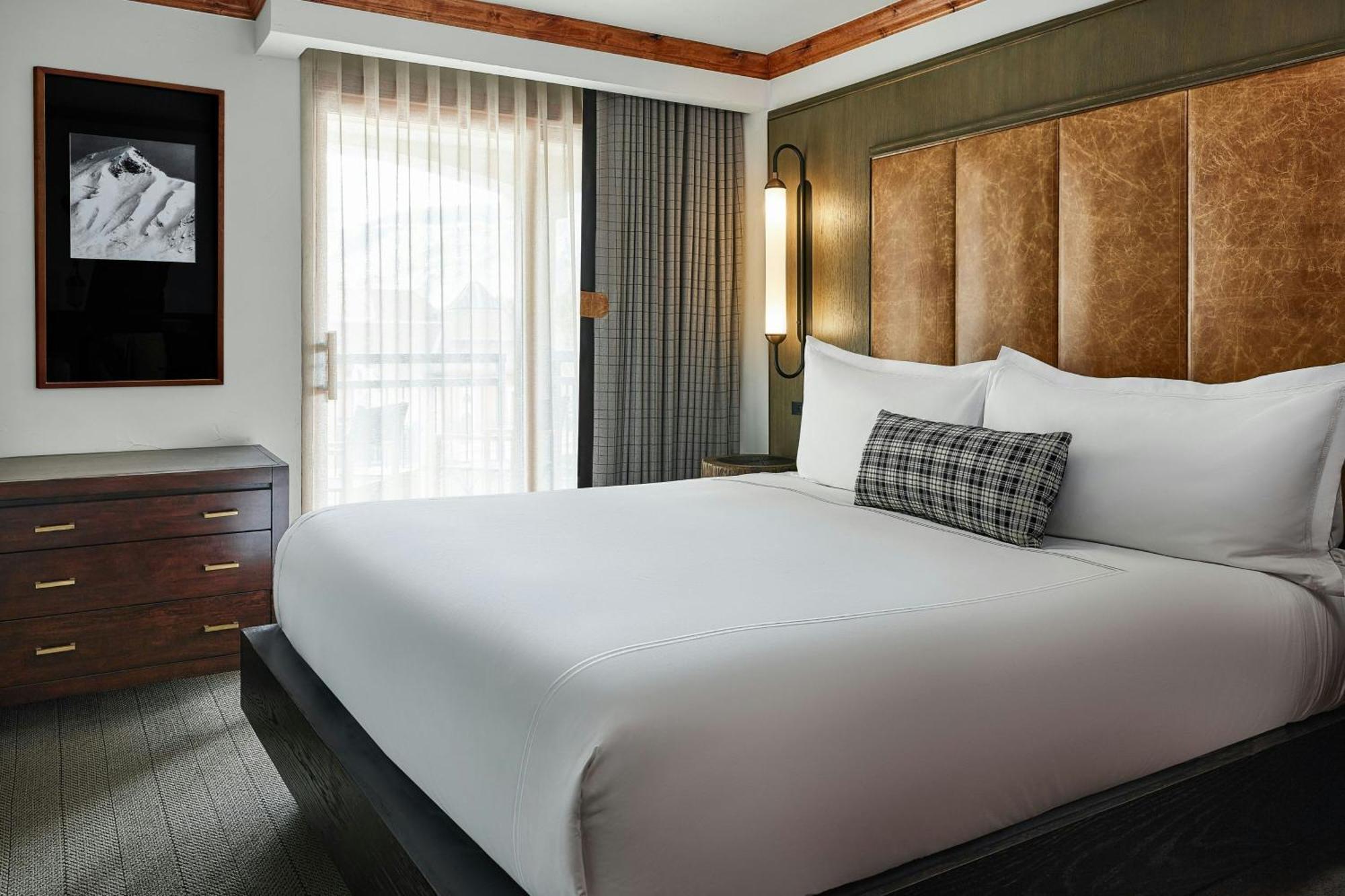 Resort The Hythe, A Luxury Collection Resort,