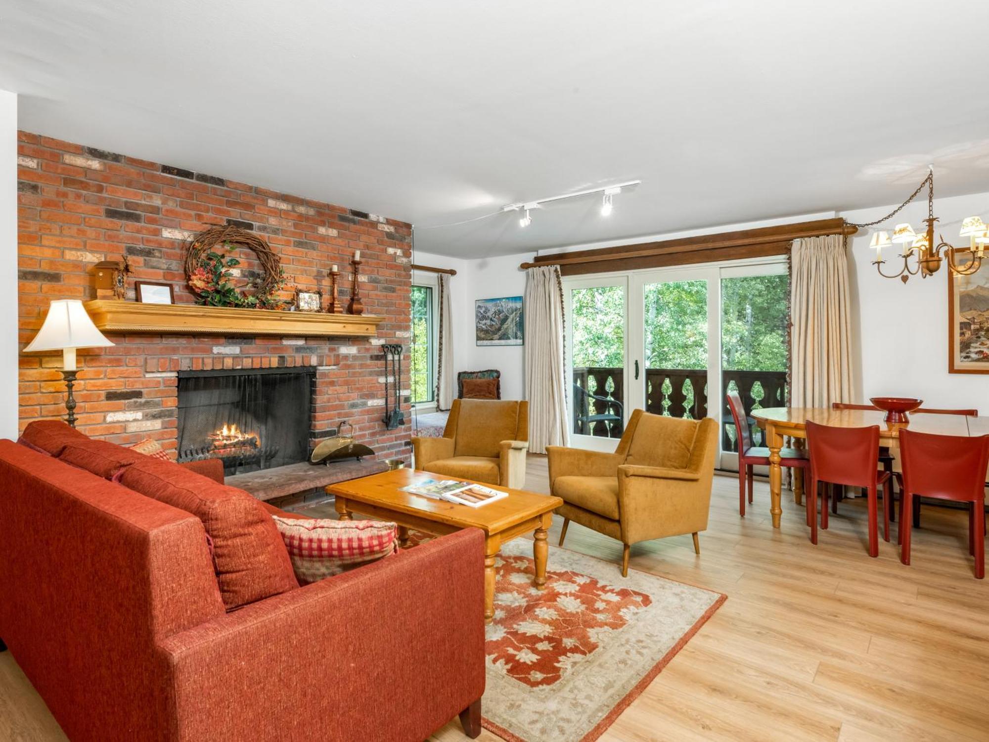 Christiania Condominiums- Coraltree Collection Apartment *