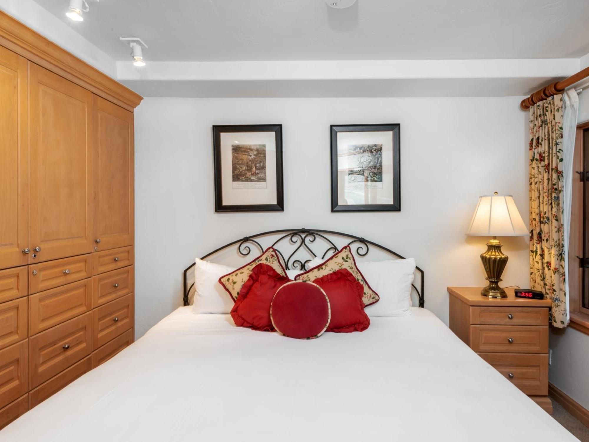 Christiania Condominiums- Coraltree Collection * Vail