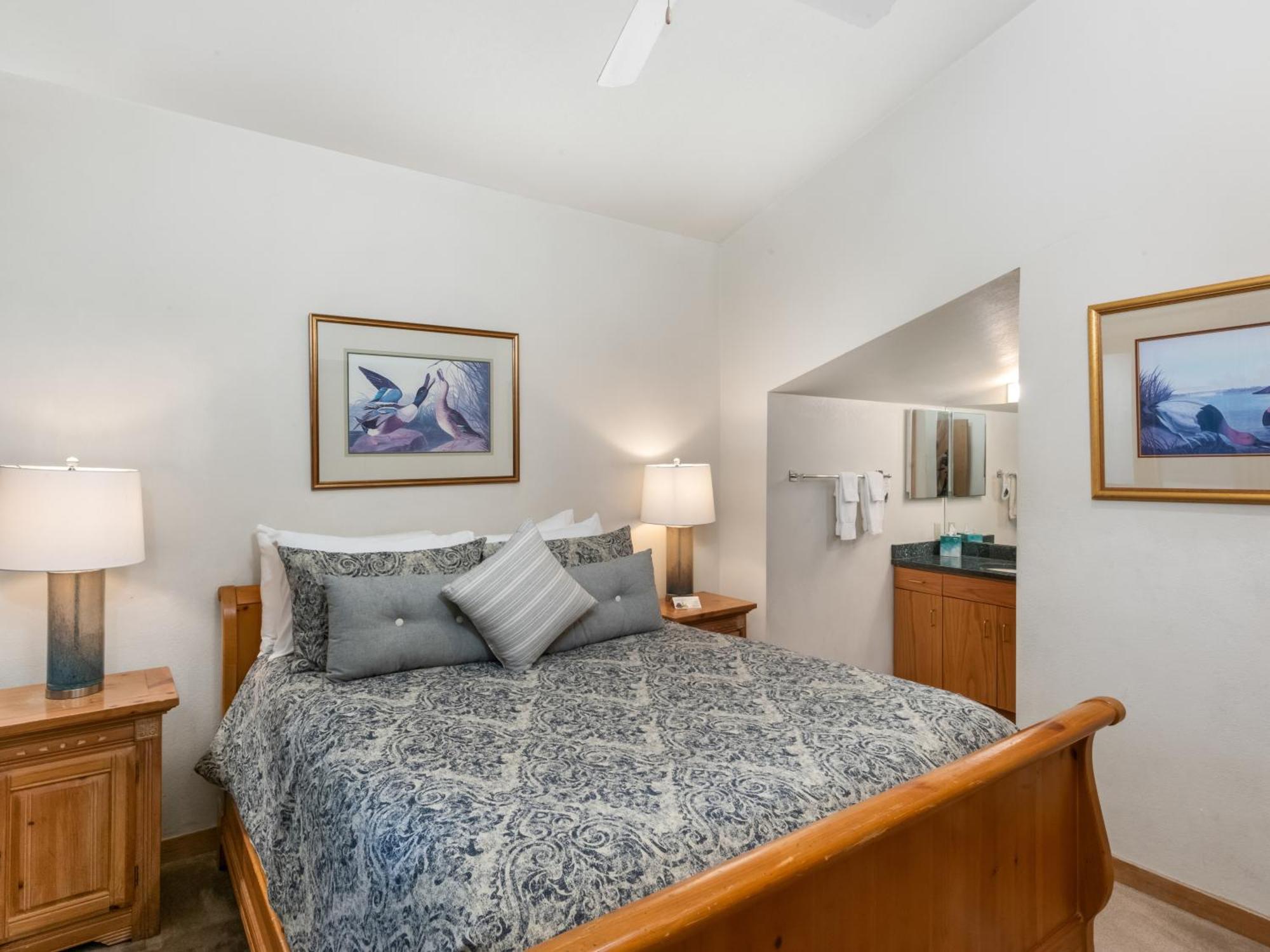 Christiania Condominiums- Coraltree Collection Apartment Vail