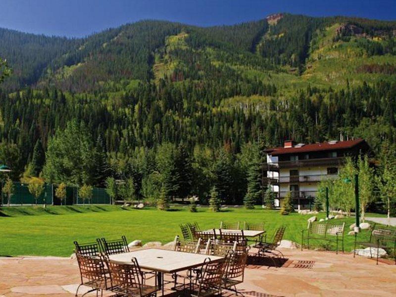 Racquet Club Mountain
