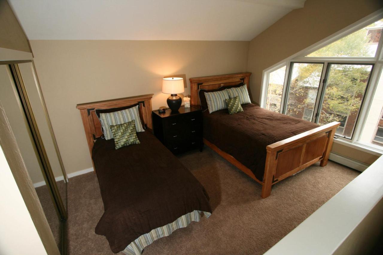 Breakaway West - Studio, 2,3 Bedrooms By Realty Vail