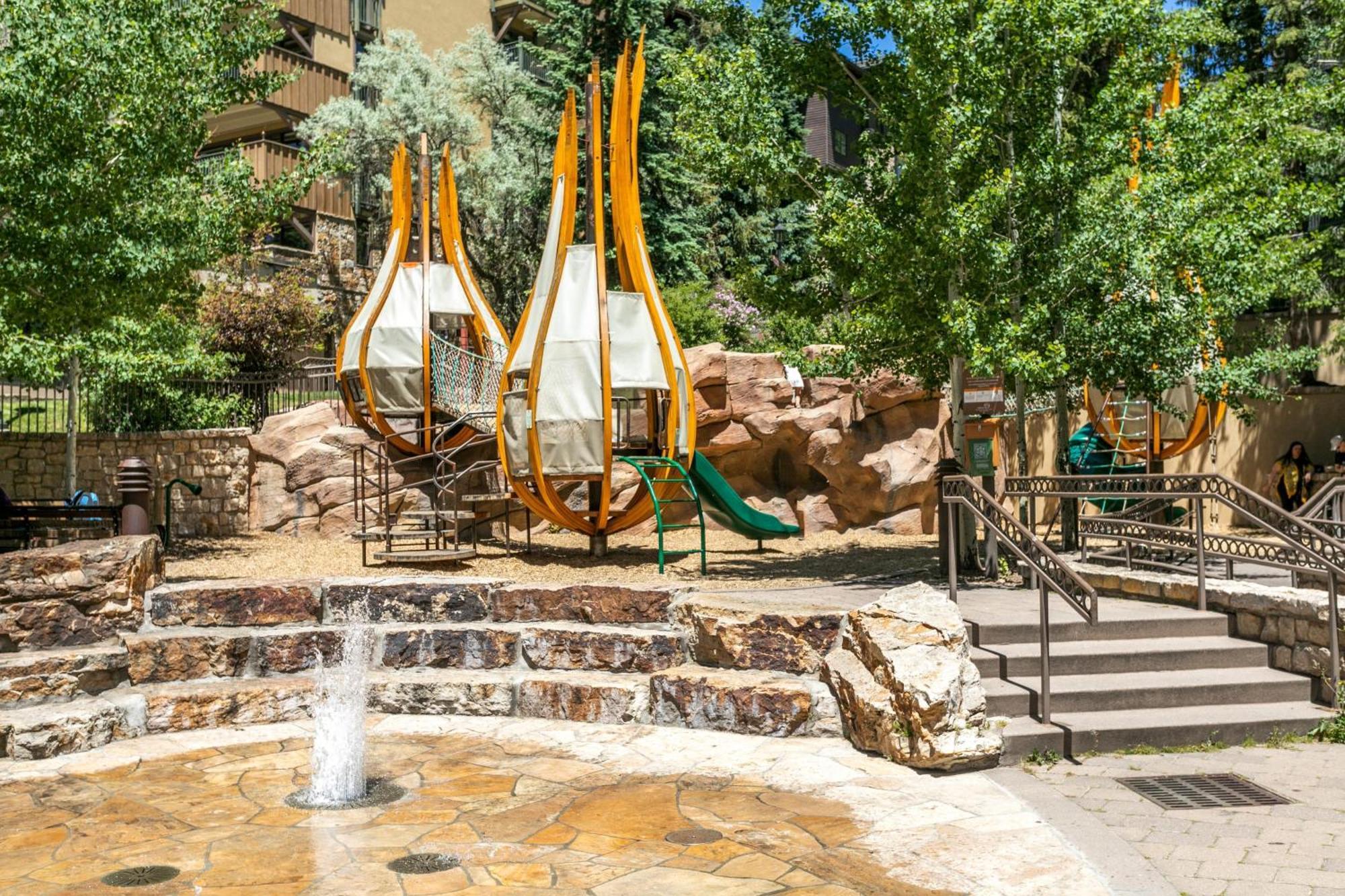 Lift House Lodge, Remodeled Downtown Lionshead Holiday home Vail